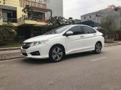 Cần bán xe Honda City đời 2017, màu trắng xe còn mới nguyên