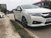 Cần bán xe Honda City đời 2017, màu trắng xe còn mới nguyên