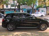 Cần bán Mercedes GLC300 đời 2017, màu đen.
LH: 0383111999