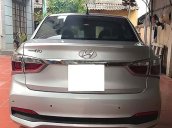 Cần bán lại xe Hyundai Grand i10 đời 2017, màu bạc, giá 345tr xe còn mới nguyên