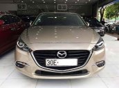 Cần bán gấp Mazda 3 1.5 AT đời 2018, màu vàng cát, nội thất đen