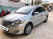 Bán Toyota Vios E năm sản xuất 2013, màu bạc số sàn, giá tốt