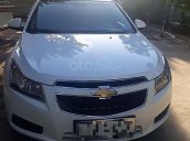 Cần bán gấp Chevrolet Cruze LS 1.6 MT đời 2013, màu trắng 