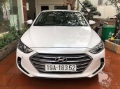 Cần bán lại xe Hyundai Elantra 2.0 2018, màu trắng chính chủ 