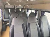 Bán Ford Transit 2.4MT 2015, màu bạc, số sàn 