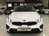 Bán Kia Cerato năm 2019, màu trắng, giá tốt xe còn mới nguyên