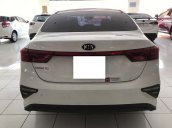 Bán Kia Cerato năm 2019, màu trắng, giá tốt xe còn mới nguyên