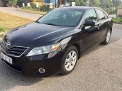 Bán Toyota Camry năm sản xuất 2010, màu đen, nhập khẩu nguyên chiếc, giá chỉ 718 triệu