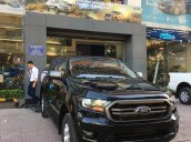 Bán Ford Ranger XLS năm sản xuất 2019, màu đen, giá KM cuối năm, lấy ngay tặng gói BHTV + phụ kiện