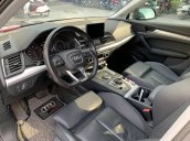 Cần bán lại xe Audi Q5 Sport năm sản xuất 2017, màu đen, xe nhập