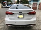 Bán gấp chiếc Kia Cerato 1.6 AT đời 2018 màu trắng xe đi ít, chạy tốt