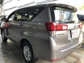 Bán Toyota Innova 2.0G sản xuất năm 2018, màu xám như mới