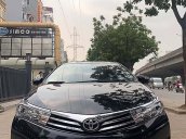 Bán xe Toyota Corolla Altis năm 2017, màu đen, số sàn