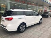 Cần bán Kia Sedona đời 2018, màu trắng như mới