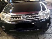 Cần bán lại xe Toyota Fortuner 2.7 sản xuất năm 2011, màu đen