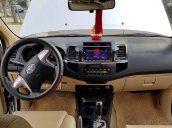 Bán Toyota Fortuner 4x2 AT đời 2015, màu bạc số tự động