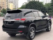 Bán Toyota Fortuner 2.7V 4x2 AT sản xuất 2017, màu đen, nhập khẩu  