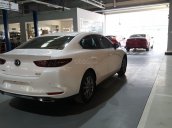 Mazda Giải Phóng - Giảm giá sốc cuối năm khi mua xe Mazda 3 Sport Deluxe sản xuất năm 2019, màu trắng