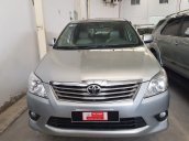 Giảm cuối năm dưới 5xx, Innova 2.0G 2013 số tự động màu bạc