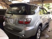 Cần bán lại xe Toyota Fortuner 2.5G đời 2009, màu bạc số sàn