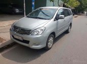 Cần bán xe Toyota Innova V đời 2009, màu bạc, số tự động