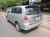 Cần bán xe Toyota Innova V đời 2009, màu bạc, số tự động