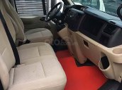 Cần bán Ford Transit sản xuất 2014, màu bạc, xe như mới