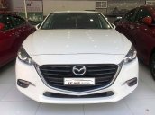 Cần bán Mazda 3 1.5AT đời 2017, màu trắng, 635 triệu