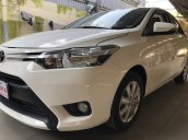 Cần bán xe Toyota Vios năm 2017, màu trắng như mới