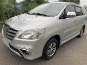 Bán Toyota Innova đời 2014, màu bạc, giá tốt