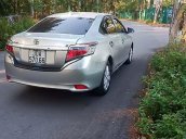 Cần bán xe Toyota Vios đời 2015, màu bạc, giá 420tr