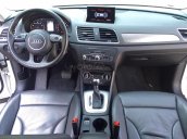 Bán Audi Q3 sản xuất 2016 màu trắng, nội thất đen, xe chủ sử dụng rất ít chất, xe gần như mới