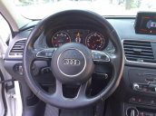 Bán Audi Q3 sản xuất 2016 màu trắng, nội thất đen, xe chủ sử dụng rất ít chất, xe gần như mới