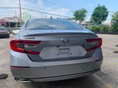 Ưu đãi giảm ngay tiền mặt và tặng phụ kiện chính hãng khi mua xe Honda Accord 1.5 Turbo, màu bạc