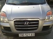 Cần bán xe Hyundai Starex năm 2005, màu bạc, nhập khẩu chính hãng