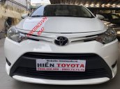 Cần bán xe Toyota Vios năm 2017, màu trắng như mới