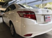 Cần bán xe Toyota Vios năm 2017, màu trắng như mới