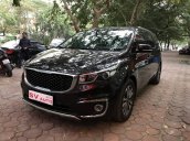 Cần bán lại xe Kia Sedona đời 2017, màu đen xe còn mới lắm