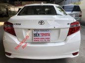 Cần bán xe Toyota Vios năm 2017, màu trắng như mới