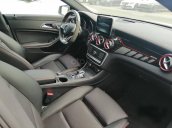 Bán Mercedes CLA 45 4Matic Model 2018, chạy lướt 1.916km, nhập khẩu, rẻ hơn tới gần 800 tr