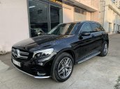 Chính chủ gửi bán xe Mercedes GLC 300 model 2019 màu đen, giá cực rẻ