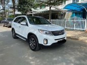 Bán xe cũ Kia Sorento 2.2 DATH đời 2018, màu trắng, giá tốt