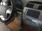 Cần bán lại xe Toyota Camry đời 2008, màu bạc, xe gia đình