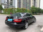 Cần bán xe Mercedes 2011, màu đen chính chủ