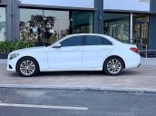 Bán xe cũ Mercedes C200 đời 2017, màu trắng