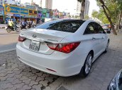 Bán ô tô Hyundai Sonata 2.0 AT sản xuất năm 2012, màu trắng, nhập khẩu nguyên chiếc chính chủ