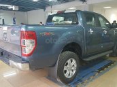 Bán Ford Ranger XLT 4x4 số tay, màu xanh thiên thanh, nhập khẩu nguyên chiếc, giá 654 triệu