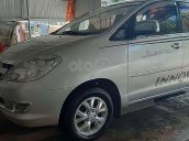 Bán ô tô Toyota Innova G MT sản xuất 2007, màu bạc số sàn, giá tốt