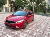 Cần bán Kia Cerato sản xuất năm 2018, màu đỏ số sàn, 505tr xe còn mới nguyên