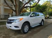 Cần bán Mazda BT 50 2.2L 4x2 AT sản xuất 2015, màu trắng, nhập khẩu  